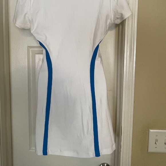 Nike women’s Tennis Dress VINTAGE,White with Navy Trim - Size M - Picture 9 of 10